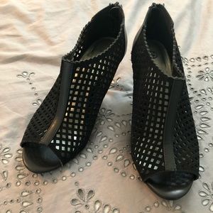 ✨Peep-toe BLACK Heels🖤👠